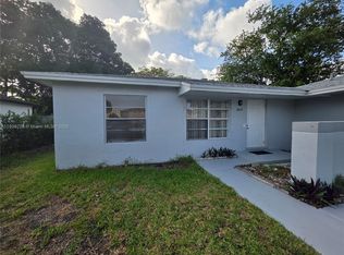 18655 SW 100th Ave, Cutler Bay, FL 33157