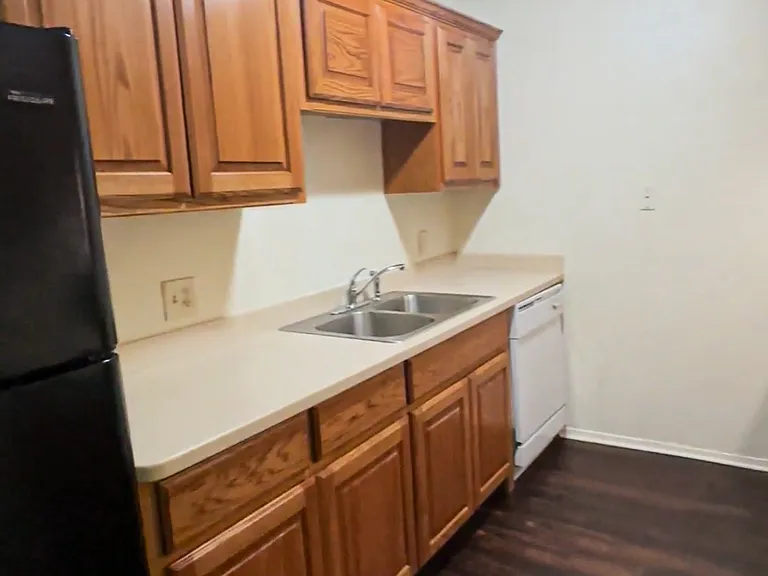 415 Fry St #7 — Photo 4