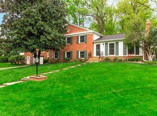 7426 Venice St, Falls Church, VA 22043