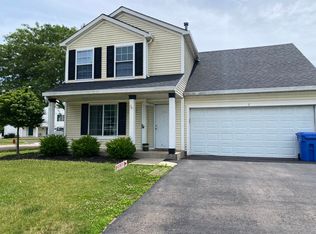 1 Hobart Ct, South Elgin, IL 60177
