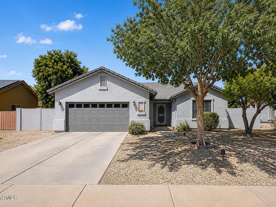 1st image of 4304 E DEL RIO Street