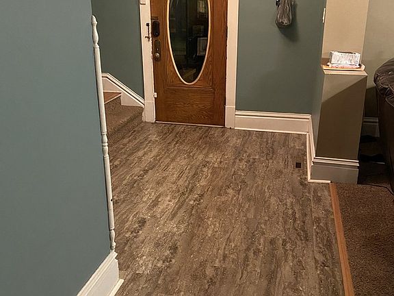 4th image of 518 Banfield Ave