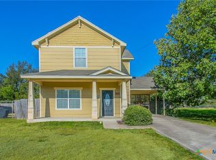 1124 N Penelope St, Belton, TX 76513