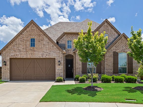 2nd image of 1733 Puglia Ct