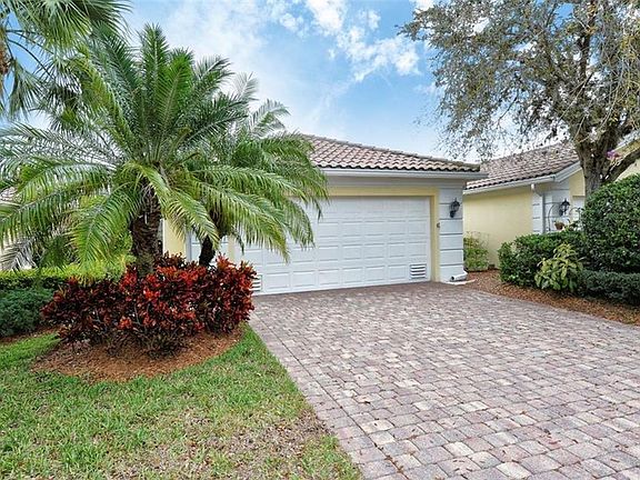 4th image of 5588 Avellino Pl