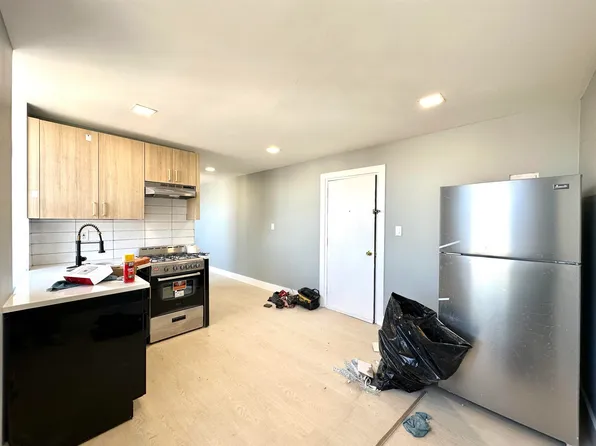 12 Grant Avenue 12B image 2 of 9