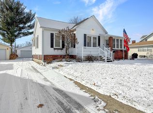 412 E Belle Ave, Rantoul, IL 61866