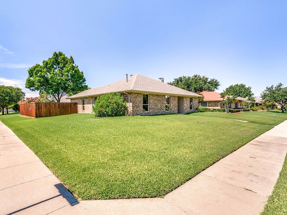 2nd image of 2518 Lawnview Dr