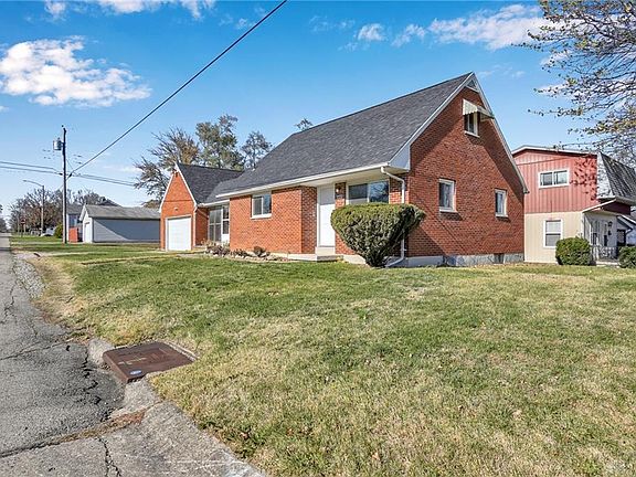 2nd image of 1441 Flesher Ave