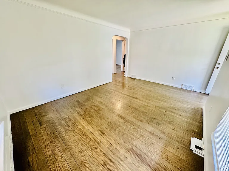 15692 Manning St — Photo 4