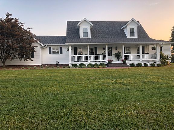 3rd image of 8817 Stonefort Rd