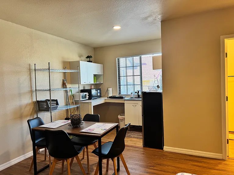 12660 Spring Valley Pkwy — Photo 4