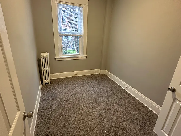 3232 Presstman St — Photo 11