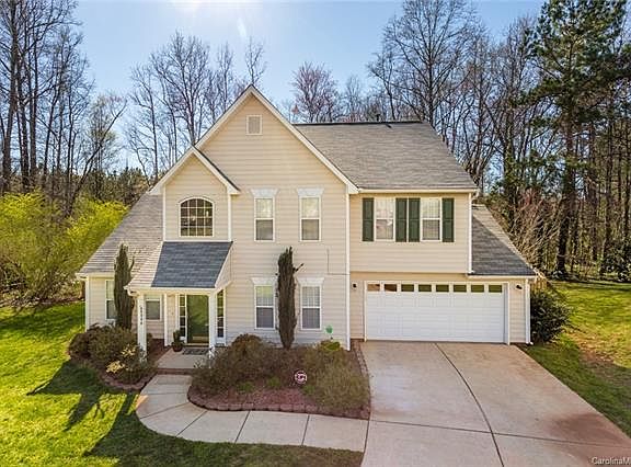 3rd image of 6000 Forest Pond Dr