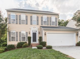 424 Harvest Ter, Lake Wylie, SC 29710