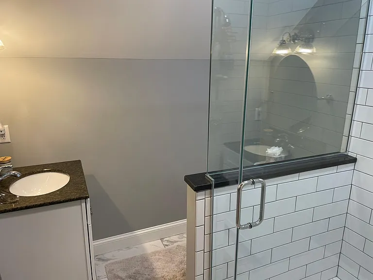 upstairs bathroom for 2nd and 3rd bedrooms