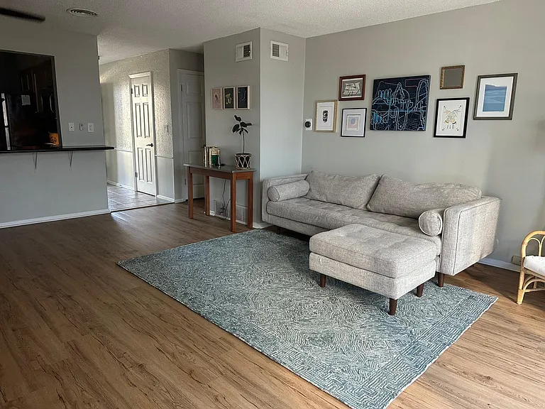 4143 Roanoke Rd #6 — Photo 10
