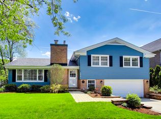 2401 Maple Ave, Northbrook, IL 60062