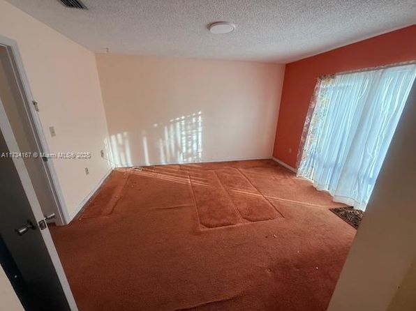 6420 SW 129th Pl APT 206, Miami, FL 33183