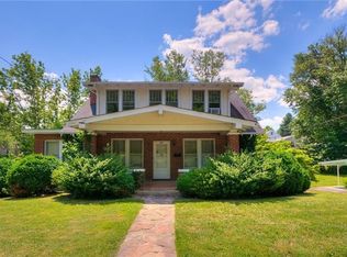 909 N Jefferson Ave, Pulaski, VA 24301