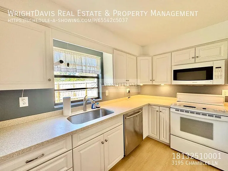 3195 Chamblee Ln — Photo 9