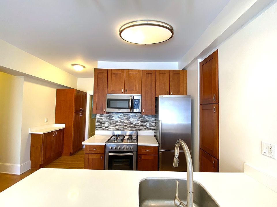 1st image of 887 Bush St APT 101