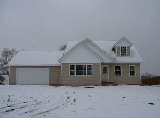 223 Carroll St, Colona, IL 61241