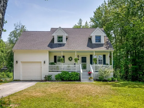 27 Fairway Drive, Scarborough, ME 04074