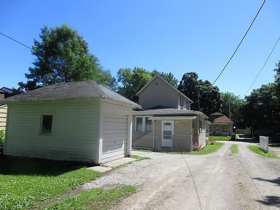 5th image of 409 N D St