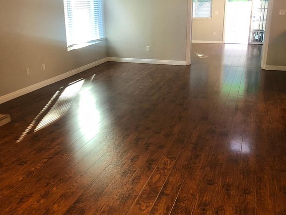 3rd image of 9585 Benavente St