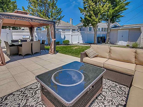 3rd image of 1402 Prospect Pl