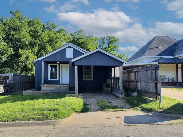 330 E Thompson St, Jacksboro, TX 76458