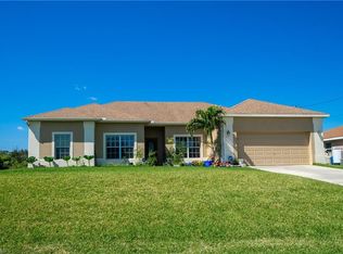 452 NE 3rd Ave, Cape Coral, FL 33909