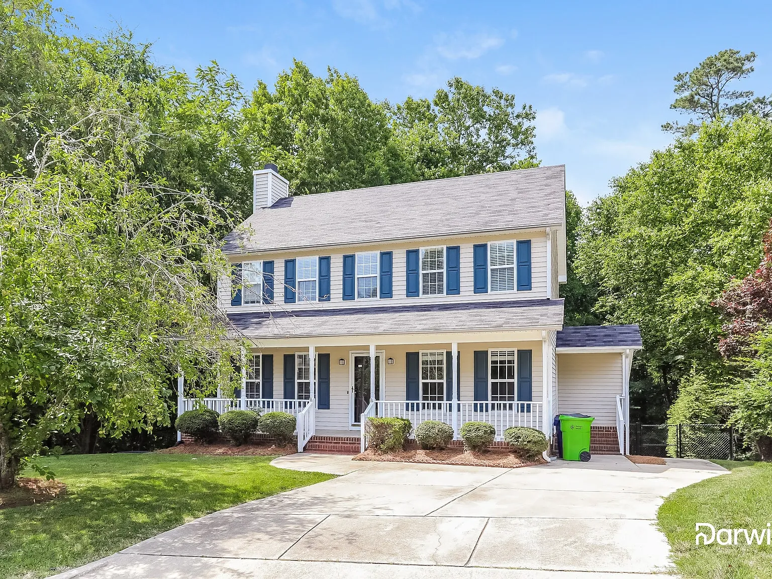 3 bed, 2.5 bath, 1549 sqft, $1,999 — Photo 1