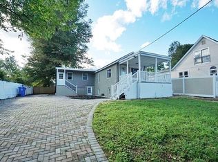 3 Ling St, Fords, NJ 08863