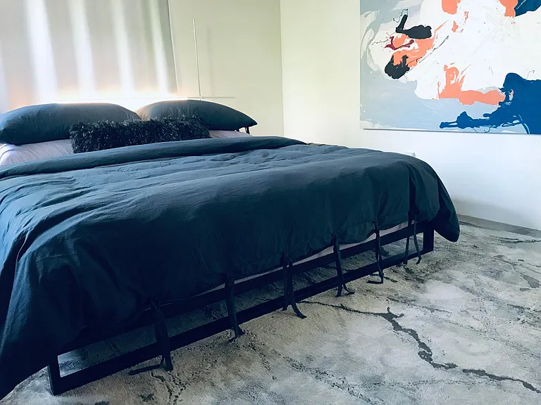 Corner (1 Bed/1 Bath) King Bedroom
