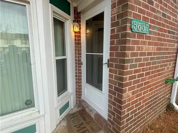 5637 Picadilly Ln, Portsmouth, VA 23703