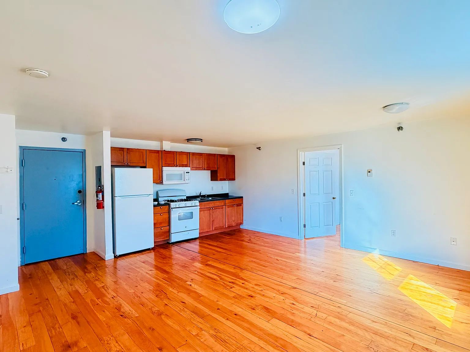 1 bed, $1,800 — Photo 4