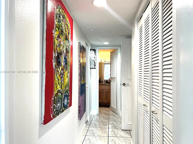 2401 Collins Ave #1009 — Photo 17