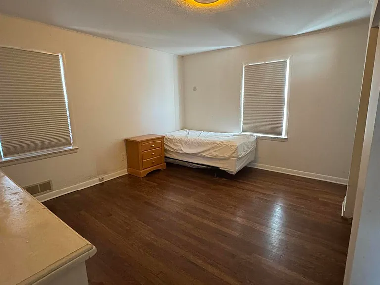 259 Garfield Ave — Photo 11