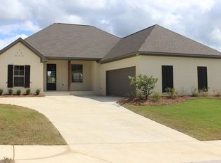 109 Shoreline Dr, Madison, MS 39110