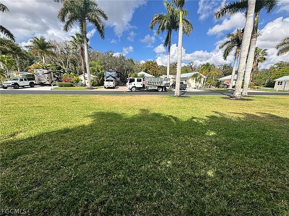 2nd image of LOT 311 E Riverbend Resort Blvd #3135