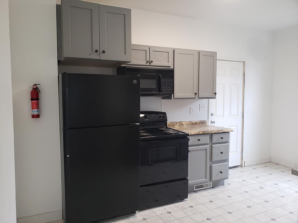 1st image of 257 Elmwood Ave #257