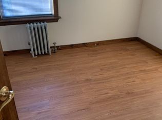 37 Eddy St FLOOR 1, Cranston, RI 02920