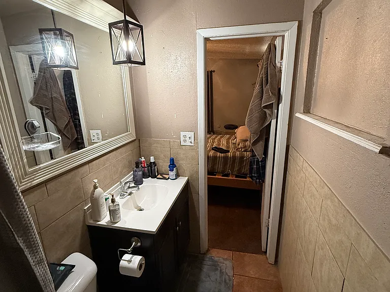 10443 Kendall St — Photo 36