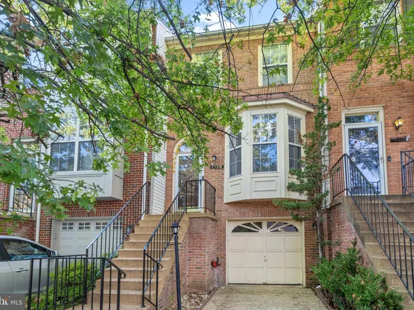 13118 Plotner Farm Rd, Herndon, VA 20171