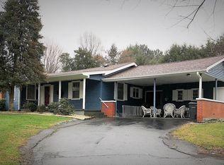 104 Hemlock Ln, Bristol, TN 37620