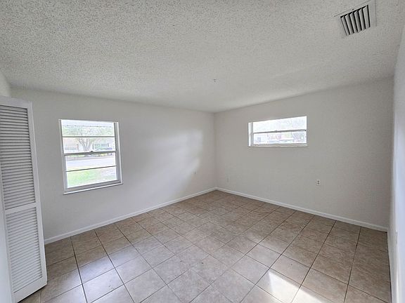 4th image of 3836 Atlantic Blvd