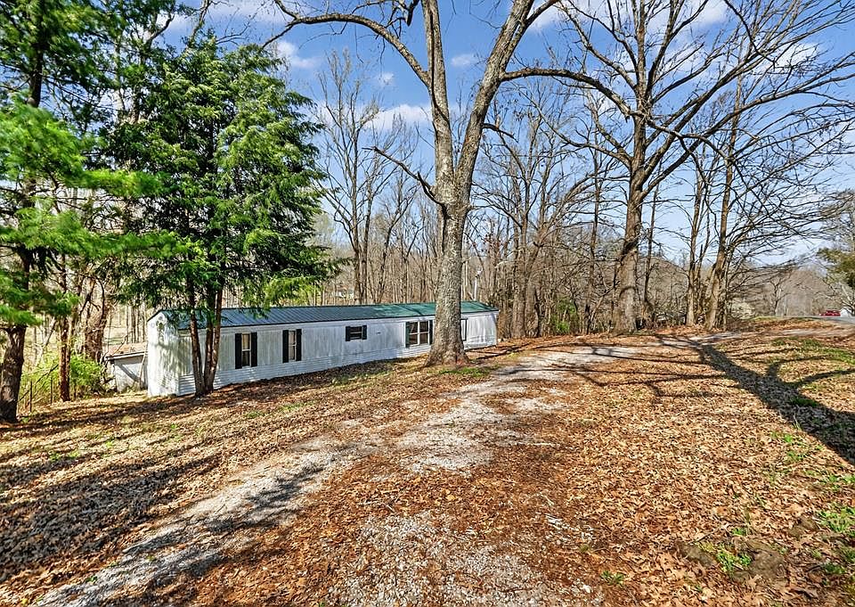 1st image of 285 George Akins Rd