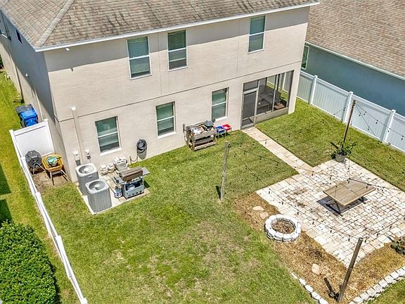 4th image of 313 Shell Manor Dr